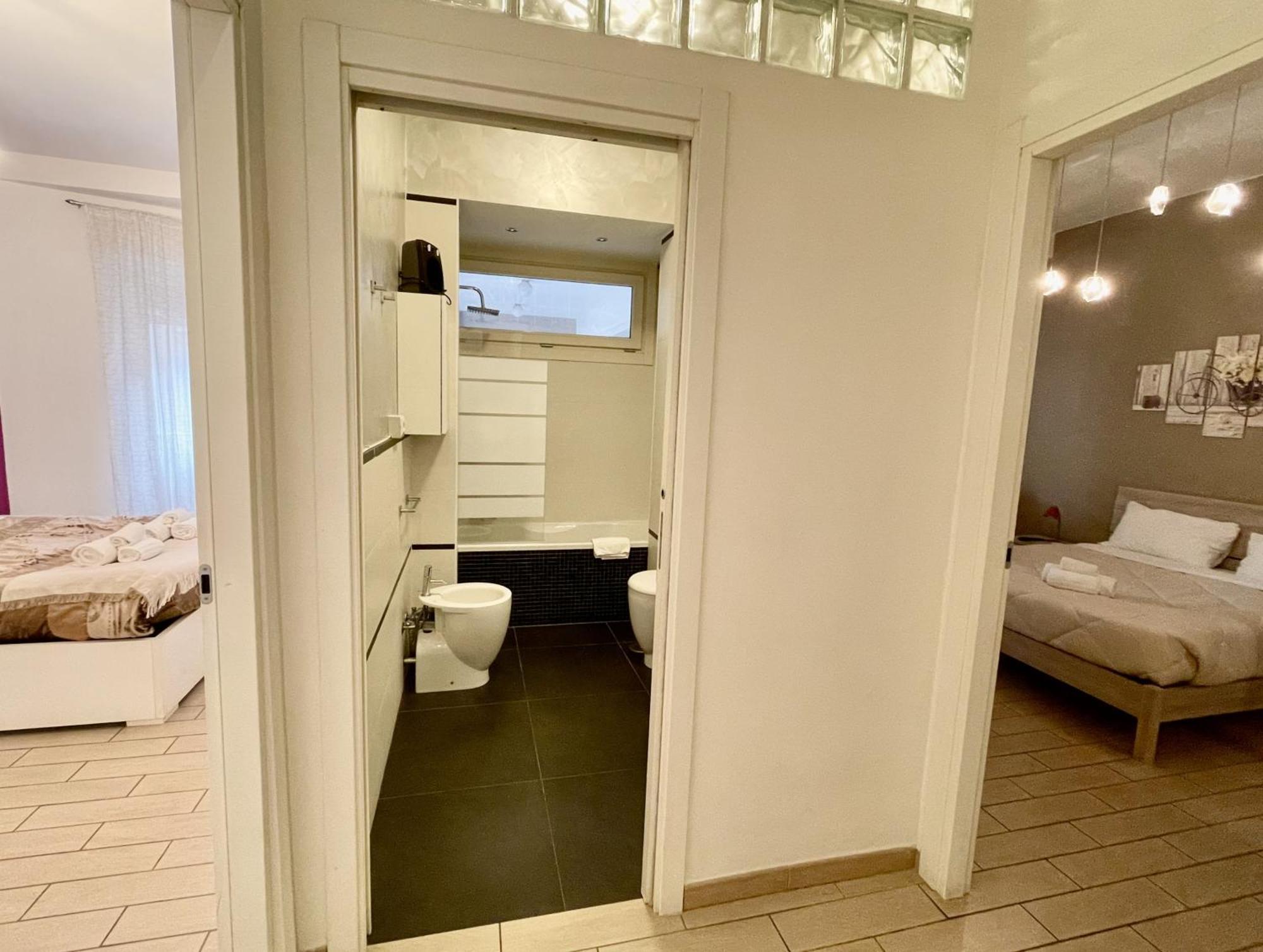 Domus Laterani By Jfm - Comfortable Big Terrace Colosseo Appartement Rome